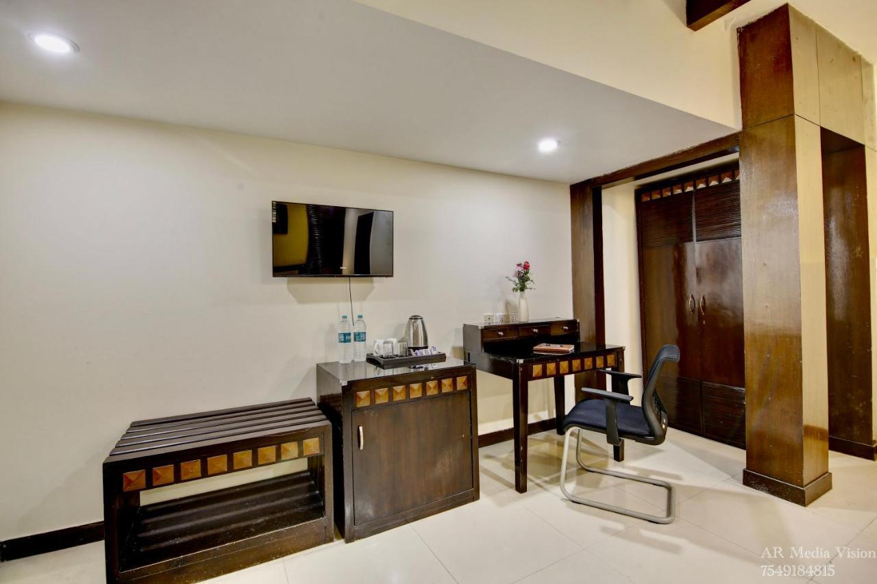 Lime Stays B&B Gk-2 At Greater Kailash Metro South Delhi Nearby Saket Select City New Delhi Ngoại thất bức ảnh