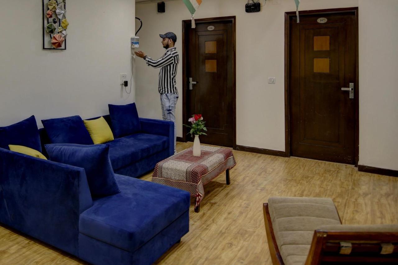 Lime Stays B&B Gk-2 At Greater Kailash Metro South Delhi Nearby Saket Select City New Delhi Ngoại thất bức ảnh