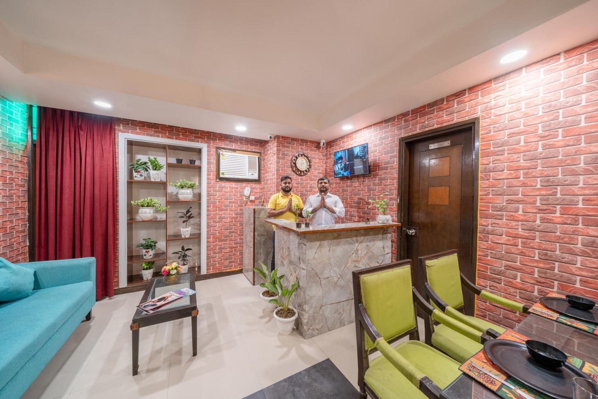 Lime Stays B&B Gk-2 At Greater Kailash Metro South Delhi Nearby Saket Select City New Delhi Ngoại thất bức ảnh